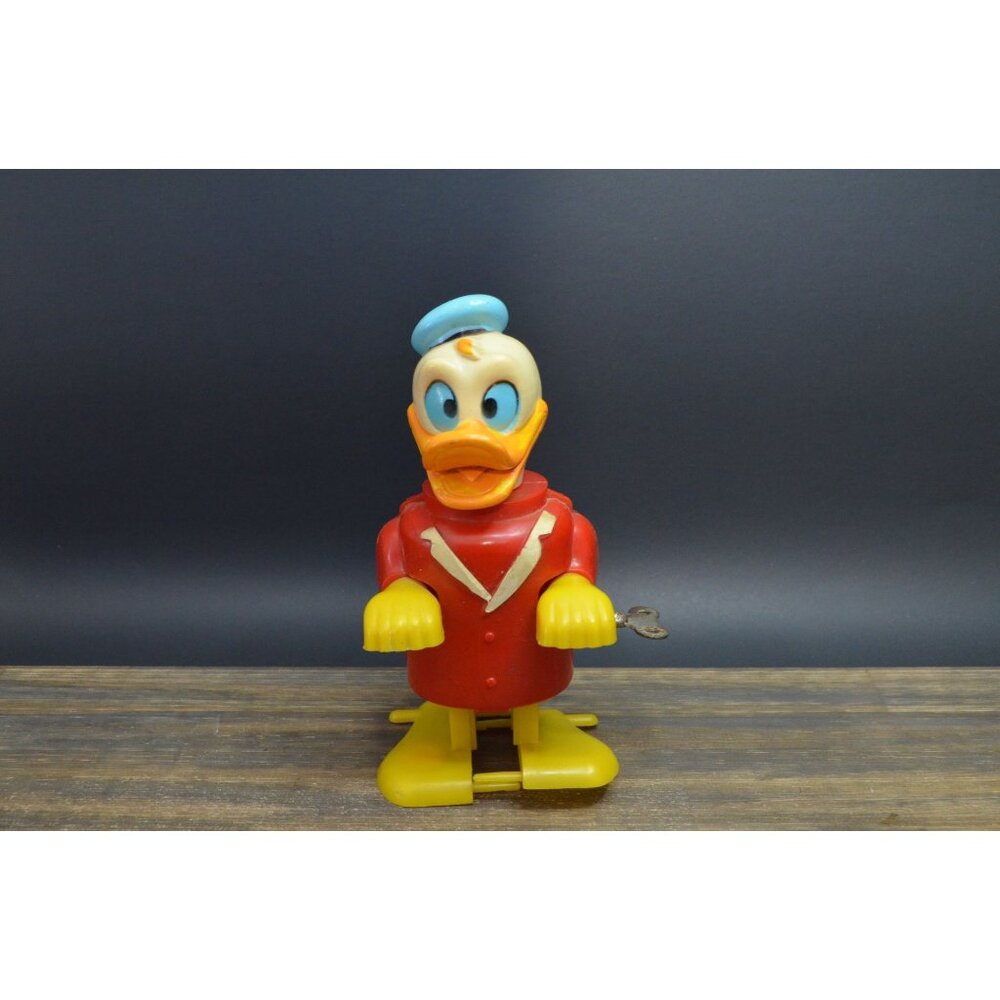 Vintage Disney Donald Duck Wind-Up Toy Durham Japan Plastic Sailor 1972